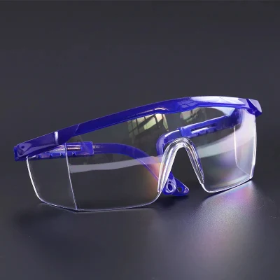 Realizzazione di occhiali antipolvere e antiappannamento su entrambi i lati